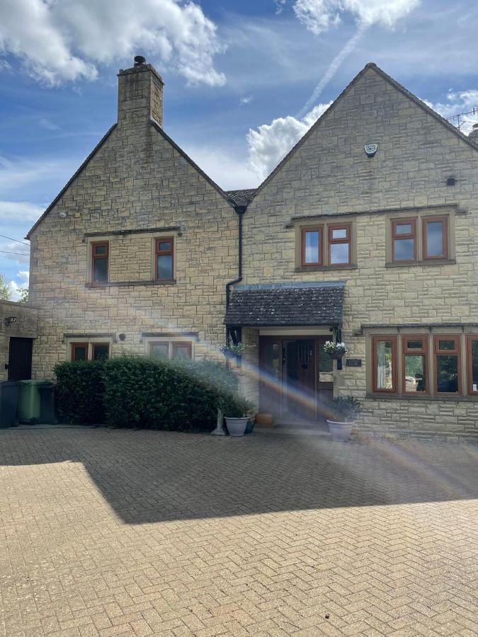 Cotswolds Luxury House In Central Bourton Large Sleeps 2-11. Pet Friendly. Exterior foto
