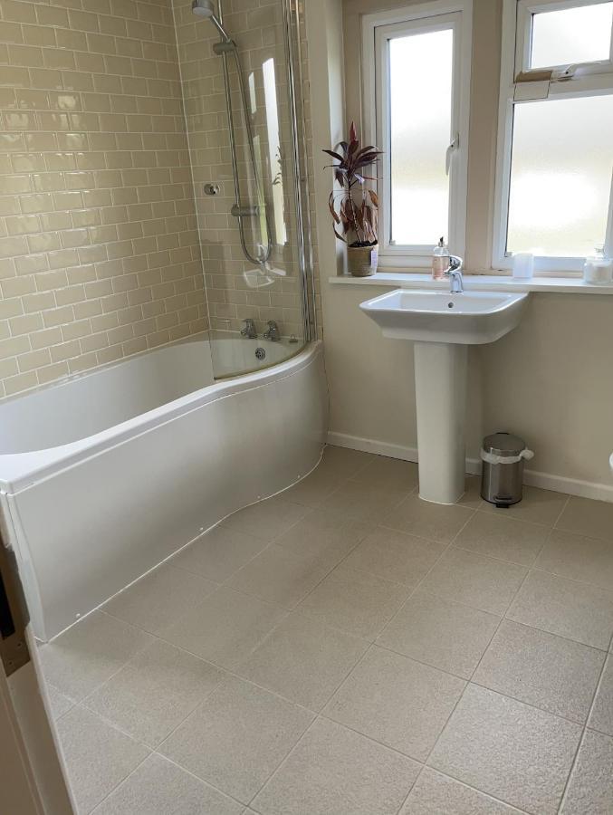 Cotswolds Luxury House In Central Bourton Large Sleeps 2-11. Pet Friendly. Exterior foto